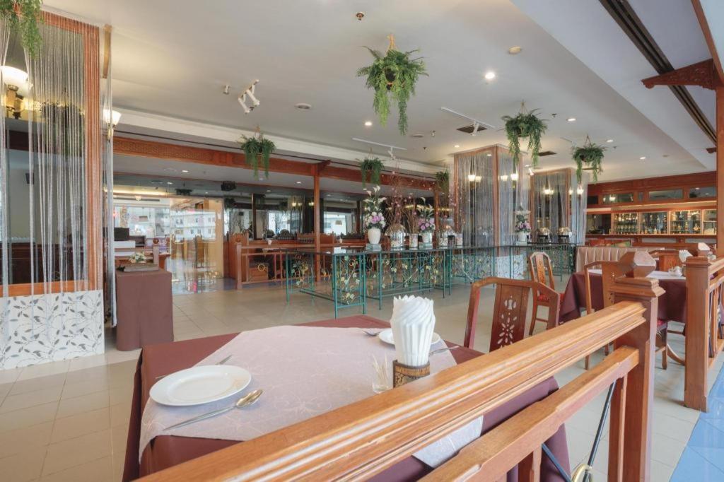 K.P. Grand Hotel Chanthaburi Exterior photo
